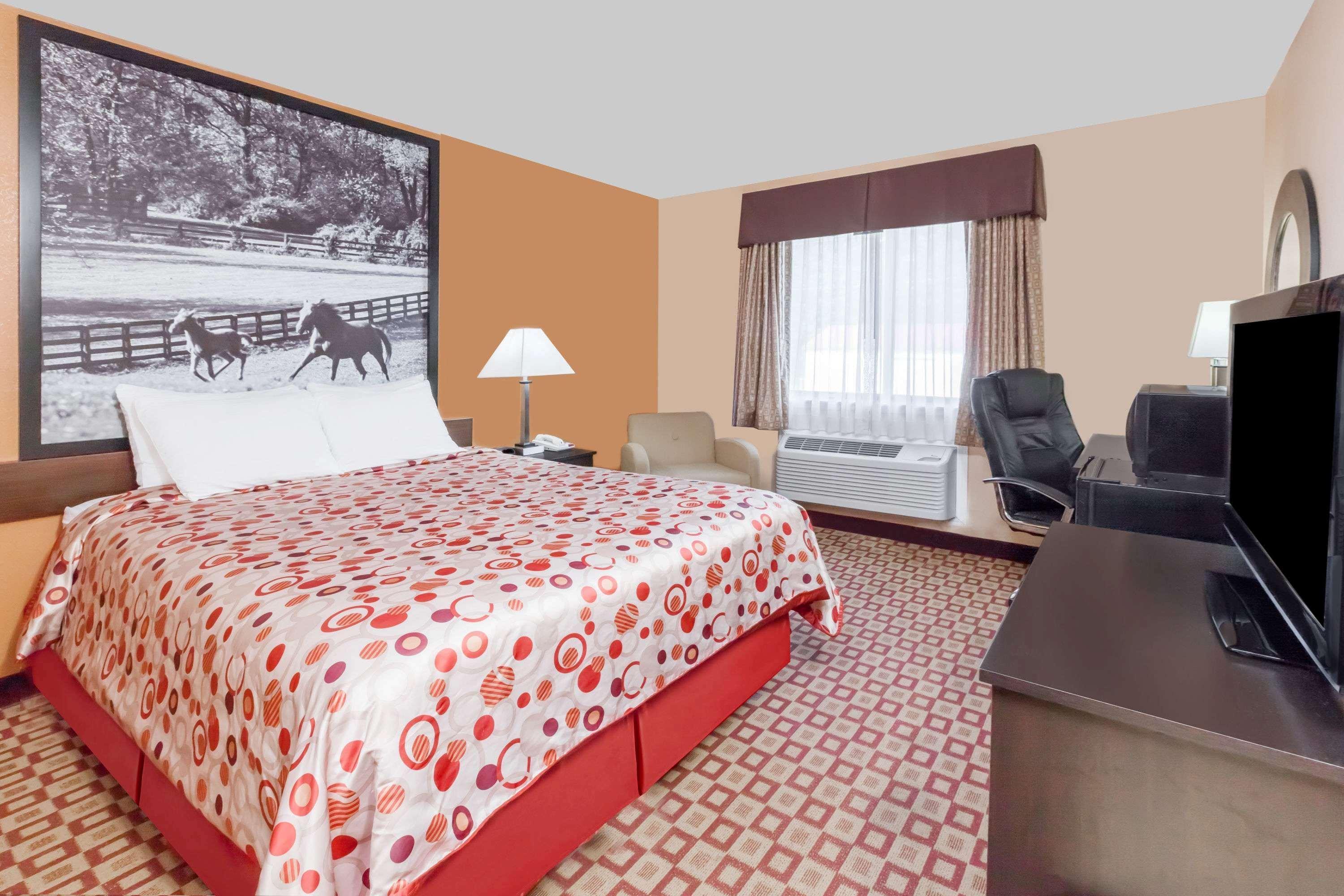 ซูเปอร์ 8 บาย วินด์แฮม โบว์ลิ่ง กรีน เซาท์ Hotel โบว์ลิงกรีน ภายนอก รูปภาพ